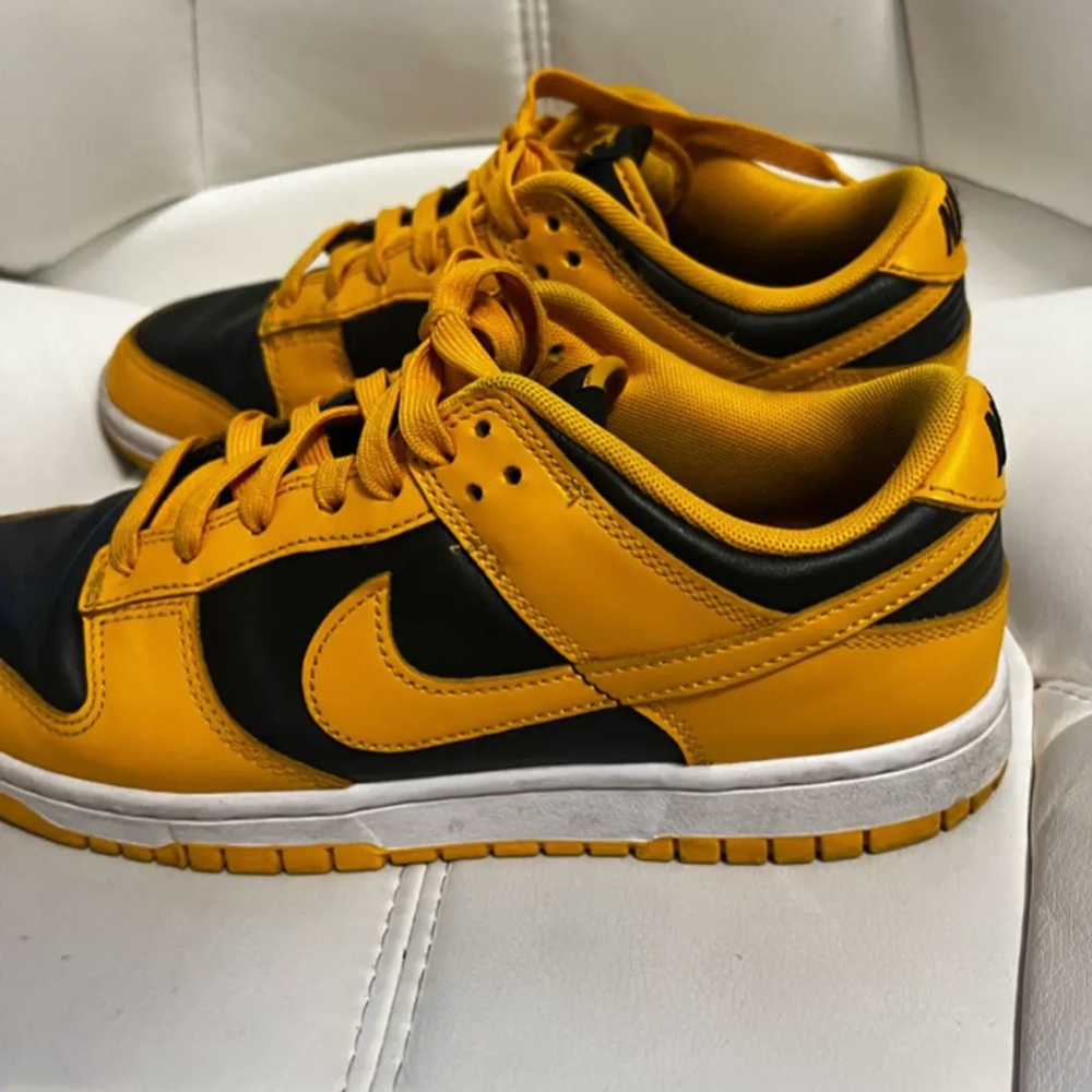 golden rod dunks size 8.5